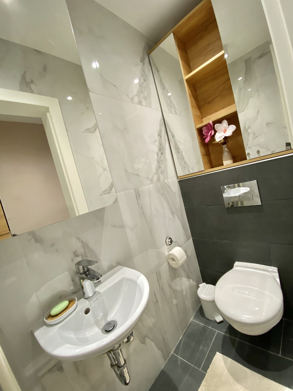 IMG-040745b8dae7b15138bdbb6d6ce7e5cf-V