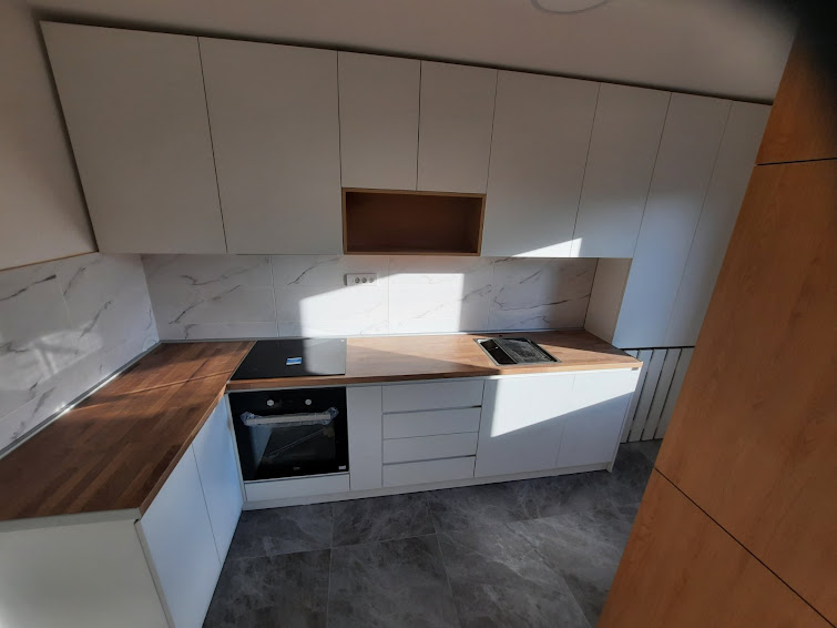 IMG-db6543373cd63cb340540d29b496326a-V